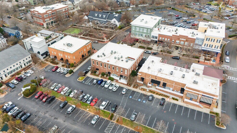 More Photos Of 975 Market St, Fort Mill Office Residential For Lease