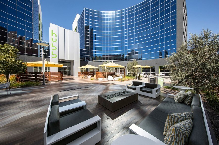 More Photos Of 100 W Broadway, Long Beach Office For Lease