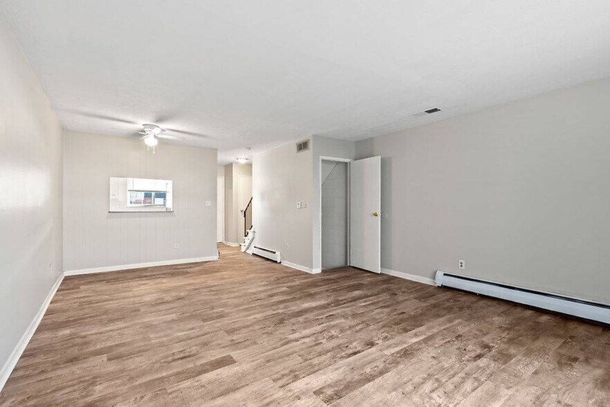 More Photos Of 2373 Belcher Dr, Columbus Apartments For Sale