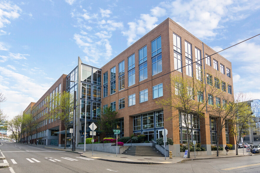 Primary Photo Of 4300 Roosevelt Way NE, Seattle Office For Lease