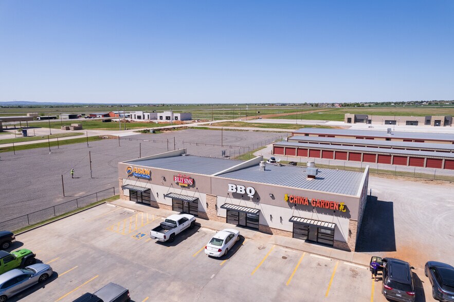 More Photos Of 7602 Us-277 Hwy, Elgin Storefront For Sale
