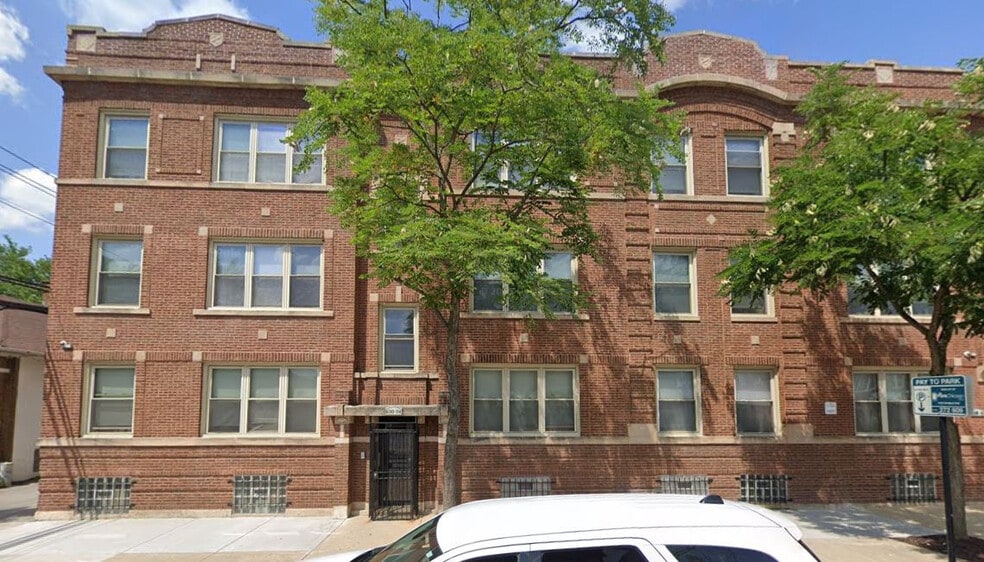 Primary Photo Of 2501-2505 W 63rd St, Chicago Storefront Retail Residential For Lease