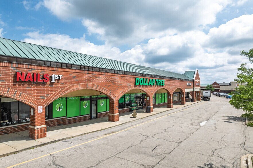 More Photos Of 700-790 W Euclid Ave, Palatine Unknown For Lease