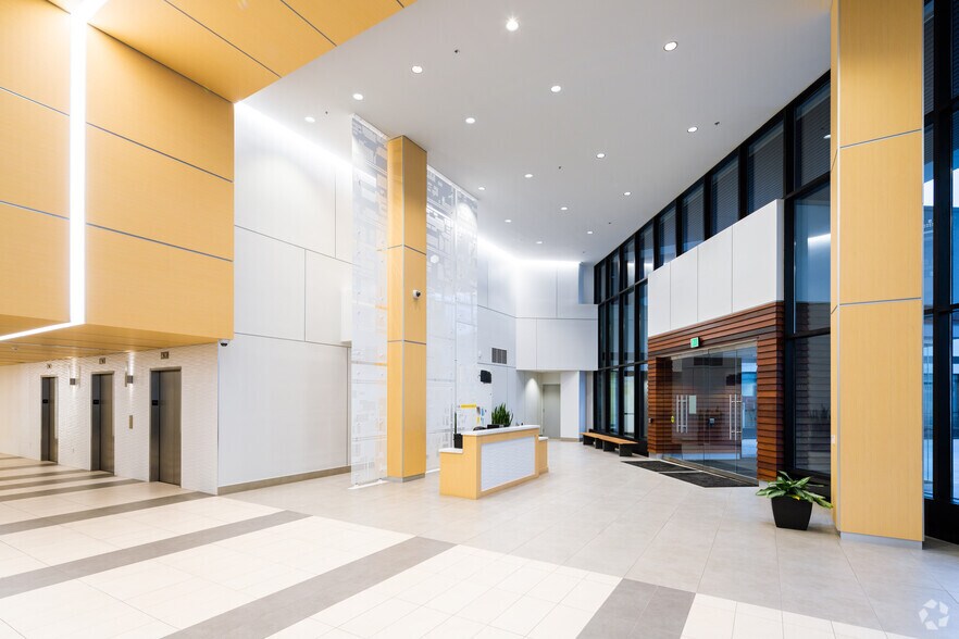 More Photos Of 250 E 200 S, Salt Lake City Office For Lease