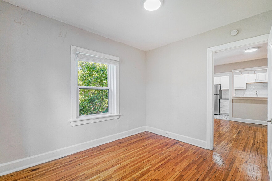 More Photos Of , Kansas City Multifamily For Sale