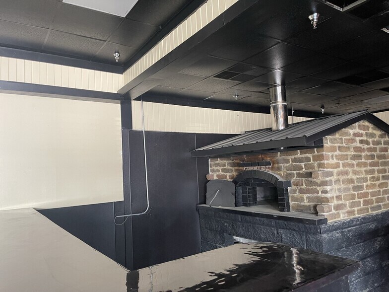 More Photos Of , Decatur General Retail For Sale