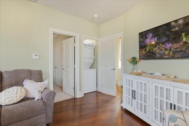 More Photos Of 2 Church St, Rockaway Office Residential For Sale