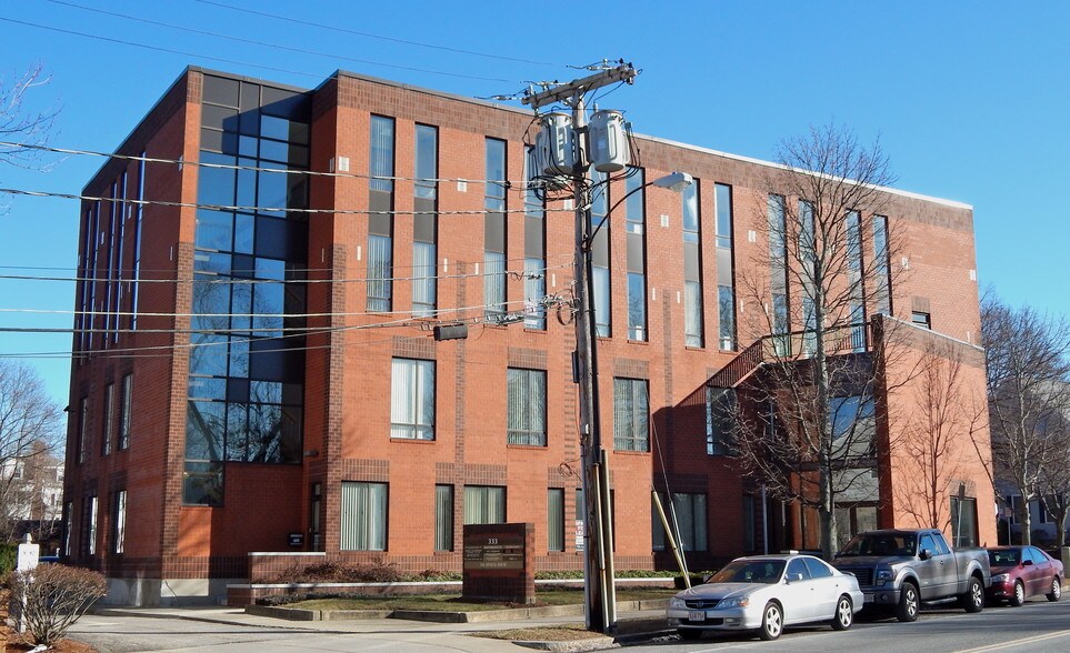 Primary Photo Of 333 North Ave, Wakefield Office For Lease