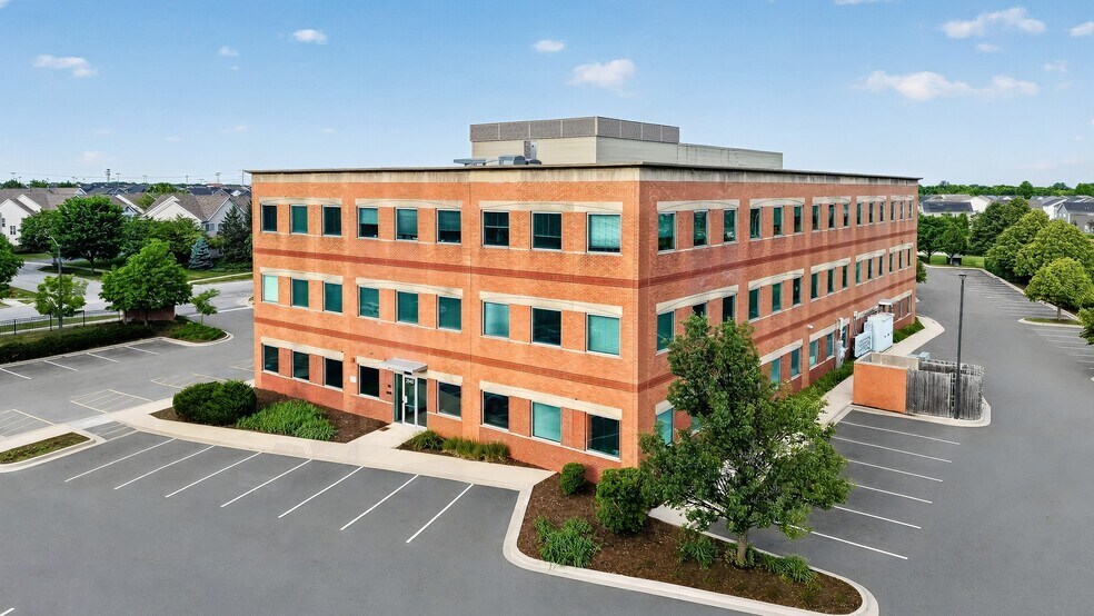 More Photos Of 2940 Rollingridge Rd, Naperville Medical For Lease