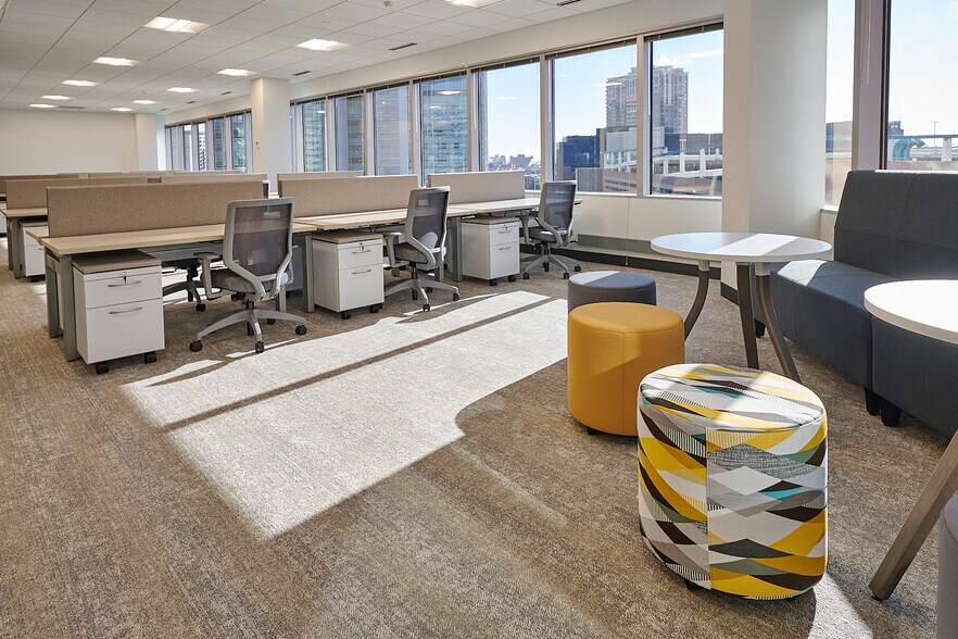 More Photos Of 900 S 2nd Ave, Minneapolis Unknown For Sale