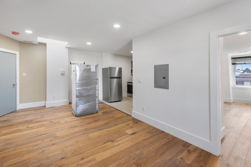 More Photos Of 1935 Spruce St, Philadelphia Apartments For Sale