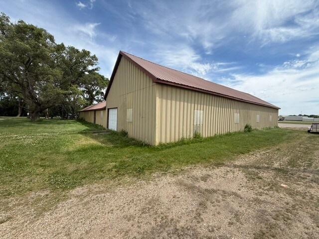 More Photos Of W 12th ave, Milbank Warehouse For Sale