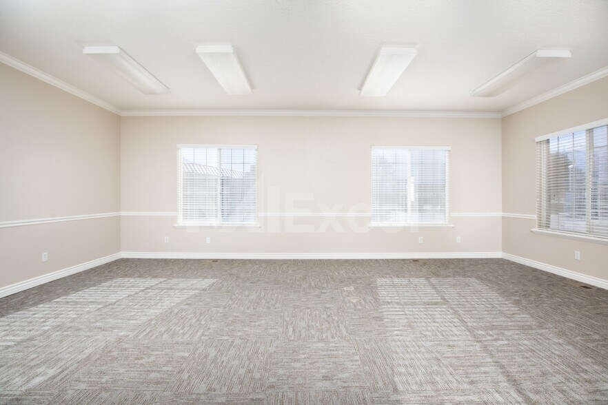 More Photos Of 214-216 N Orem Blvd, Orem Loft Creative Space For Lease