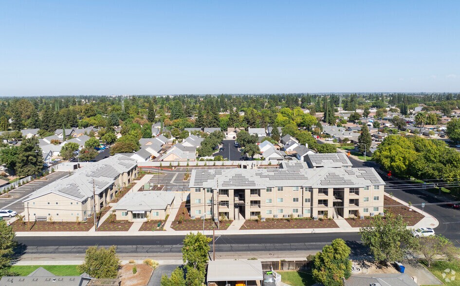 More Photos Of 2531 W Rumble Rd, Modesto Apartments For Sale