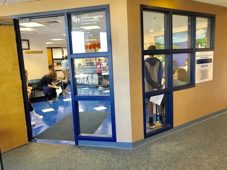 More Photos Of 250 W Lancaster Ave, Paoli Medical For Sale