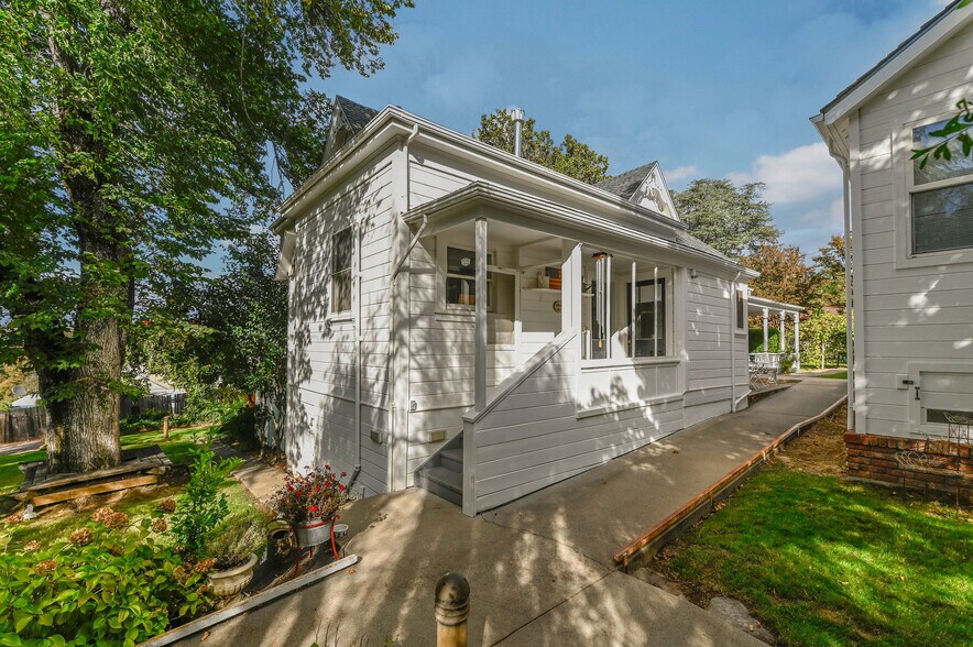 More Photos Of 68 Church Hill Rd, San Andreas Flex For Sale