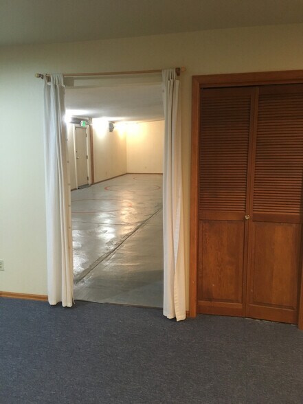 More Photos Of 1615 37th St, Evans Freestanding For Lease