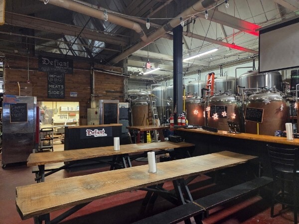 More Photos Of 6 Dexter Plz, Pearl River Warehouse For Lease