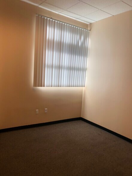 More Photos Of 14798 Pipeline Ave, Chino Hills Medical For Lease