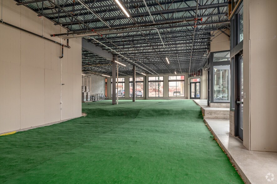 More Photos Of 156 Columbus Ave, Sandusky Office For Lease