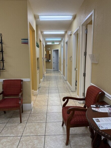 More Photos Of 910 Old Camp Rd, The Villages Medical For Sale