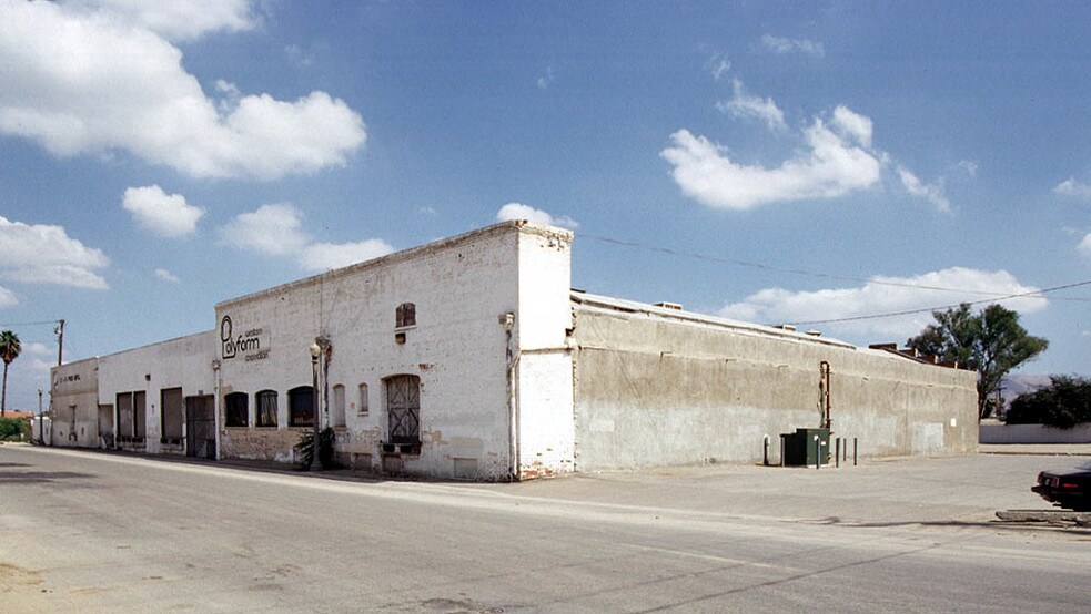 More Photos Of 3888 Commerce St, Riverside Manufacturing For Lease