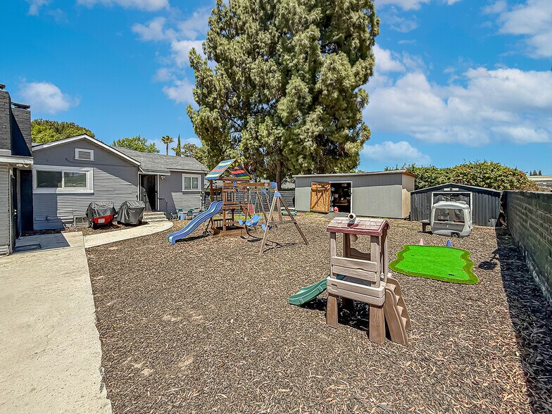 More Photos Of 1492 Sinaloa Rd, Simi Valley Religious Facility For Sale