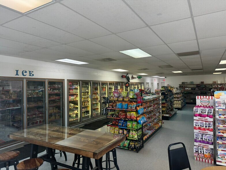 More Photos Of 24810 24810 N US-95, Orovada Service Station For Sale
