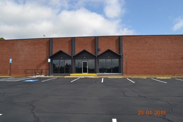 More Photos Of 1950 Lithonia Industrial Blvd, Lithonia Distribution For Lease