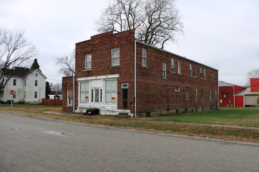 More Photos Of 311 Saint Clair St, New Athens Apartments For Sale