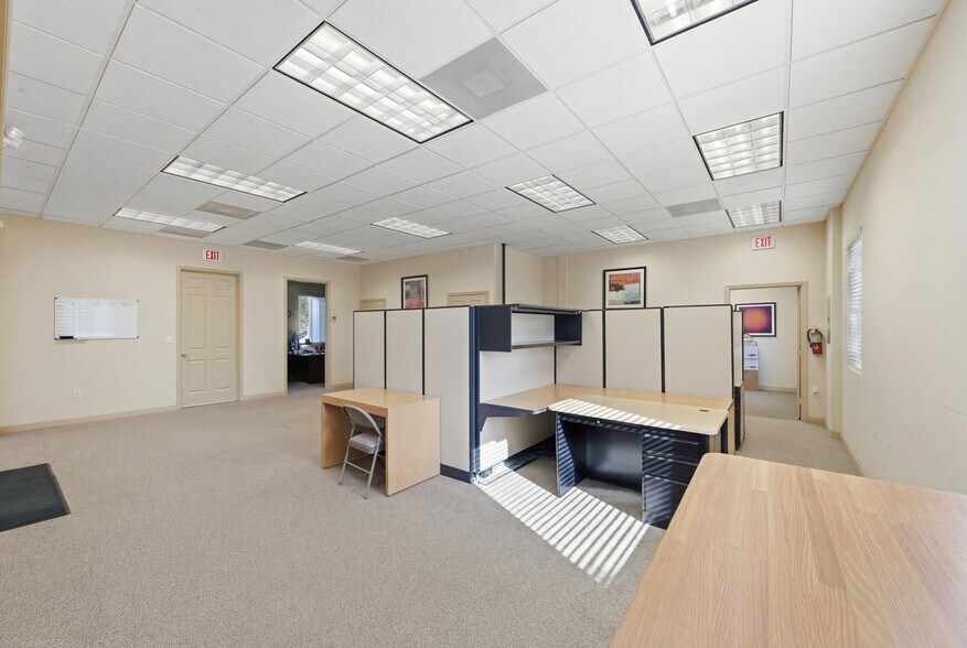 More Photos Of 11784 W Sample Rd, Coral Springs Office For Sale