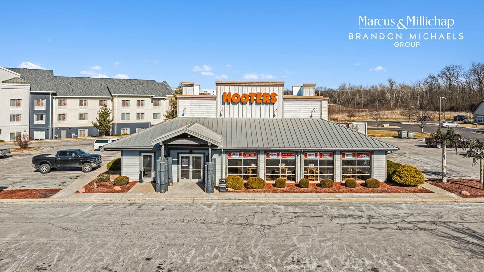 More Photos Of 1101 Woodland Springs Ct, Columbia Restaurant For Sale