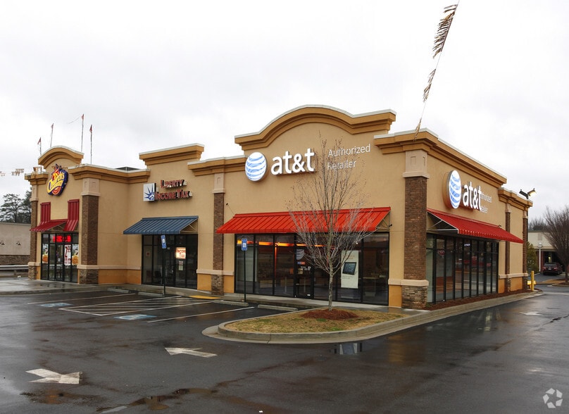 Primary Photo Of 570 Thornton Rd, Lithia Springs Freestanding For Lease