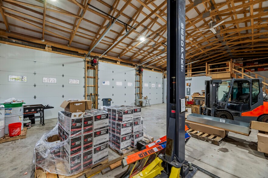 More Photos Of 9 Federal Rd, Monroe Township Warehouse For Sale