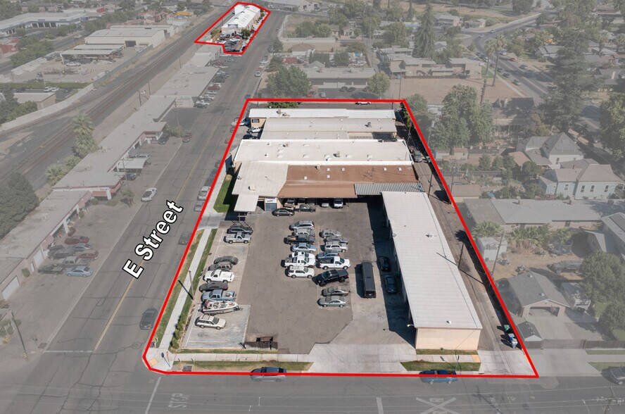 Primary Photo Of 401-409 N E St, Madera Warehouse For Sale