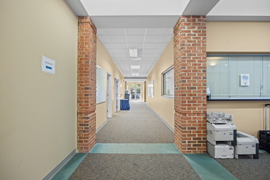 More Photos Of 160 Willbrook Blvd, Pawleys Island Office For Lease