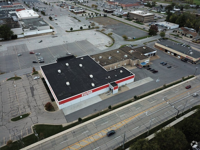 More Photos Of 1733-6935 Midway Mall, Elyria Unknown For Lease