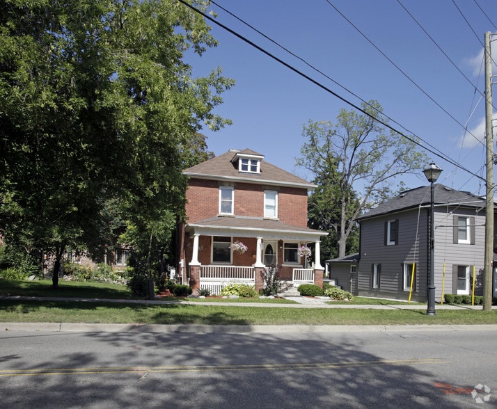 More Photos Of 69 King St W, Caledon Office For Sale