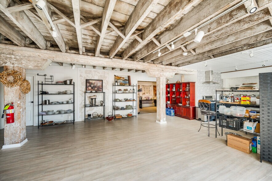 More Photos Of 107 13th St, Lynchburg Warehouse For Sale