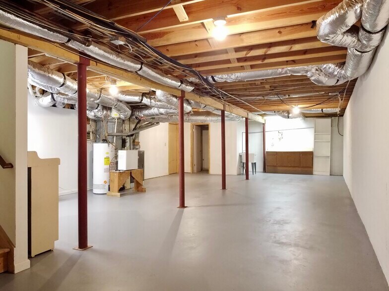 More Photos Of 3218 Mill St, Covington Medical For Sale