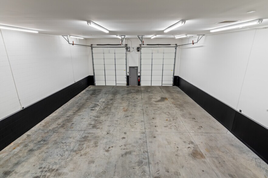 More Photos Of 295 Cayuga Dr, Mooresville Industrial For Sale