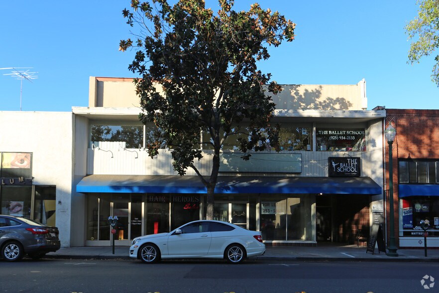 More Photos Of 1357 N Main St, Walnut Creek Storefront Retail Office For Lease