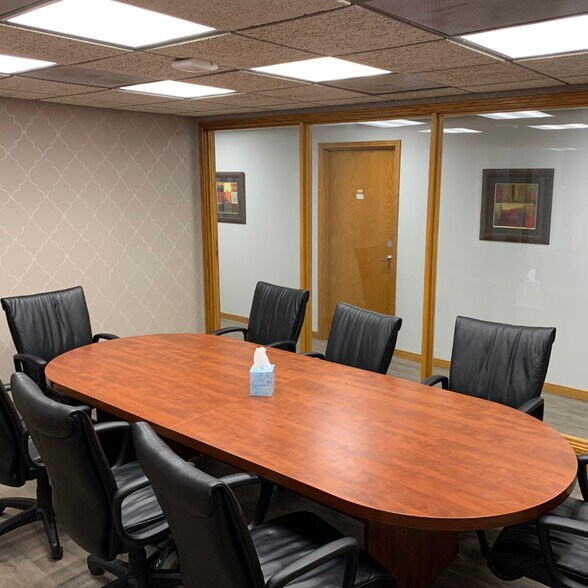 More Photos Of 6361 Presidential Ct, Fort Myers Coworking Space