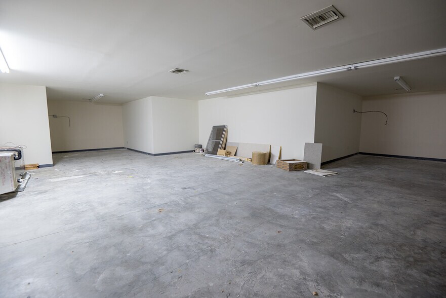 More Photos Of 300 W Main St, Lake Butler Storefront Retail Office For Sale