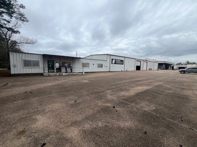 Primary Photo Of 10655 Jefferson Chemical Rd, Conroe Warehouse For Lease