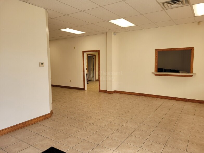More Photos Of 981 Home Ave, Akron Manufacturing For Lease