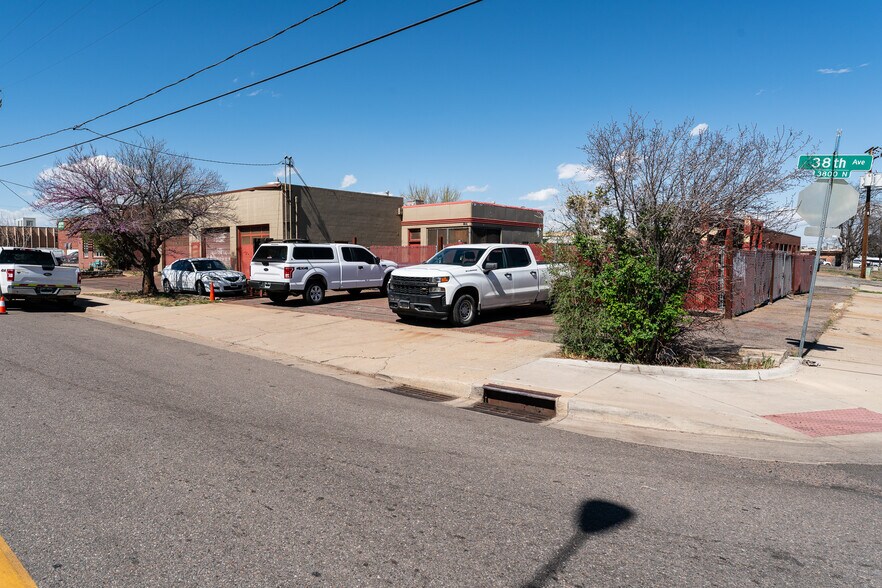 More Photos Of 5135-5145 E 38th Ave, Denver Warehouse For Sale