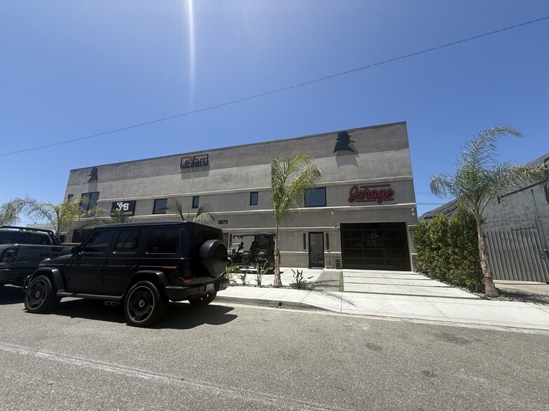 Primary Photo Of 3075 California St, Burbank Warehouse For Lease