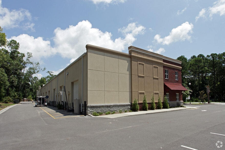 More Photos Of 2612 Larch Ln, Mount Pleasant Flex For Lease