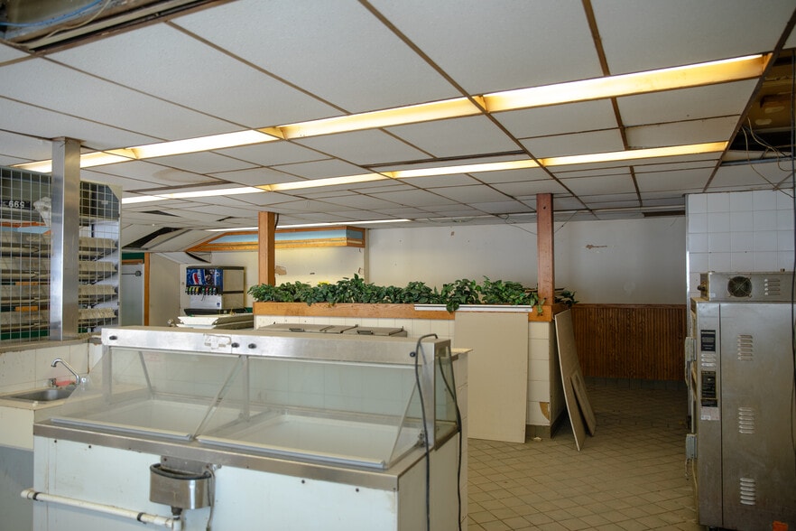 More Photos Of 8446 Mill Pond way, Blossvale Office For Sale